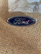 New FORD FRONT GRILLE BADGE Emblem Fiesta Mk7 from 2013 Focus 5258395