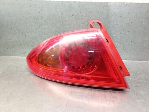 1p0945095f rear lamp seat - 1p0945095f,