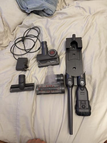 Dyson cordless hoover parts - hoover,