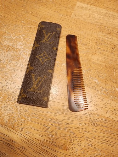 Louis vuitton monogram comb - louis,