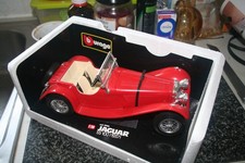 BURAGO I/18 JAGUAR SS 100