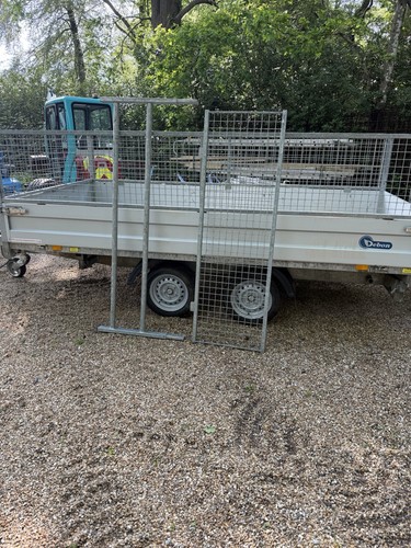 Debon tipping trailer 3500kg - tipping,