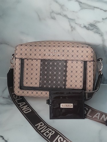 River island monogram cross - river,