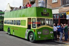 PHOTO  EX SOUTHDOWN 1964 LEYLAND TITAN PD3 CONVERTIBLE BUS NO 409