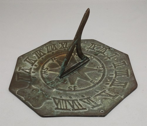 Octagonal cast bronze - octagonal,