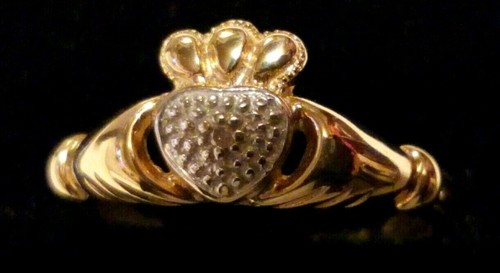 Classic 9ct yellow gold - **classic,