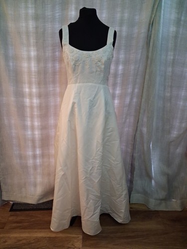 Wedding dress size - , ivory