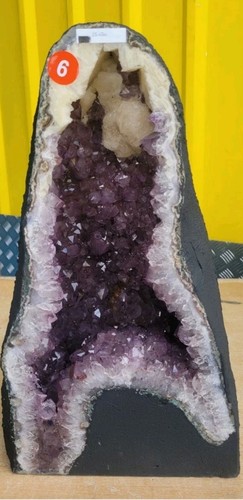 Grade aaa amethyst - grade, geode