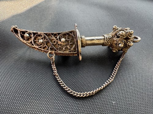 Antique white metal silver - antique,