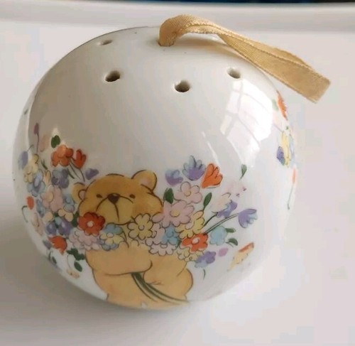 Vintage ceramic pomander - pomander, /