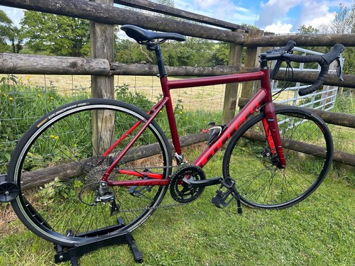 Carrera road bike - bike, 54cm