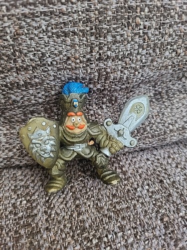 Vintage keenway gold knight - keenway,