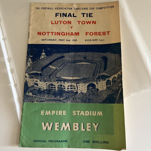 Luton town nottingham forest - town, v