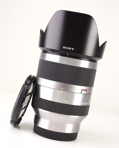 Sony 200mm 3 - oss, af