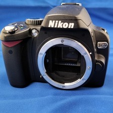 NIKON Digital SLR Camera D60 Lens Kit Body Included