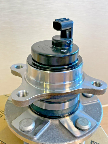 0lexus ls430 front axle hub - 0lexus,