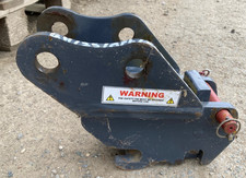 Manual Quick Hitch - 25mm Pin