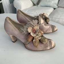 Antique Edwardian Ladies Satin Shoes Size 5 Circa 1920s Original Silk Flowers