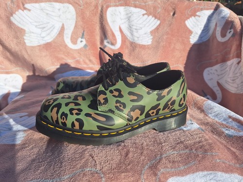 Martens 1461 distorted - dr.,
