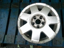 VOLKSWAGEN POLO 9N ALLOY WHEEL