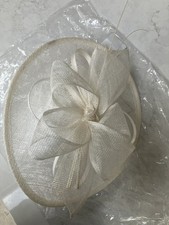 HOBBS Cream Ivory Fascinator