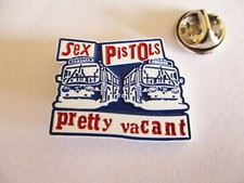 SEX PISTOLS pretty vacant PUNK METAL BADGE red/white/blue