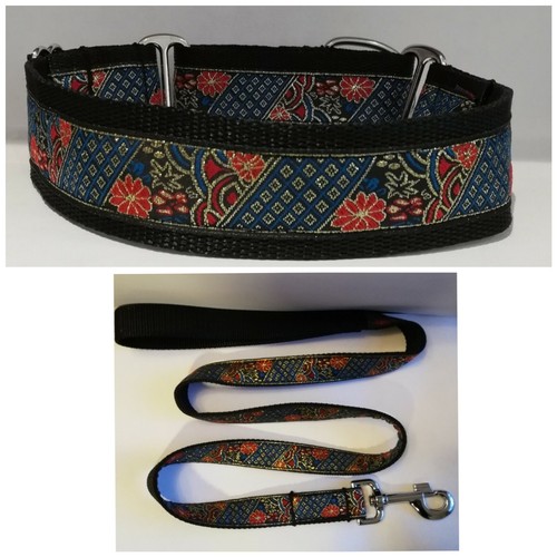 Blue red flowers martingale - blue,