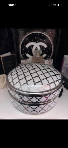 Renne white and - and, silver