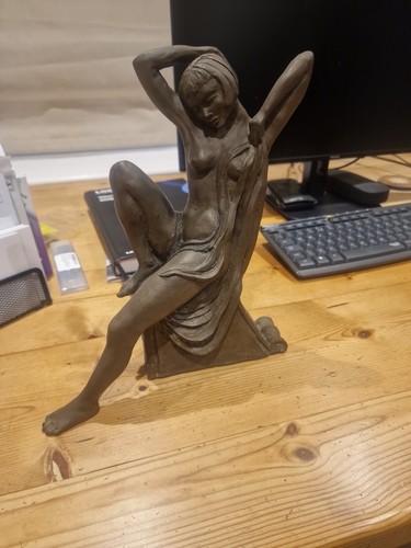 Bronze statue - bronze,