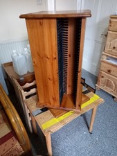 CD 120 Rack wood revolving.