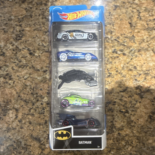 Hot wheels batman series - wheels,