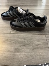 Womens Black and Diamanté