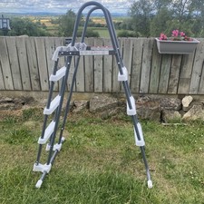 Above Ground Swimming Pool safety ladder hardly used fits up to 1m10 pools  YO17