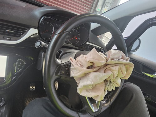 Steering column vauxhall corsa - steering,