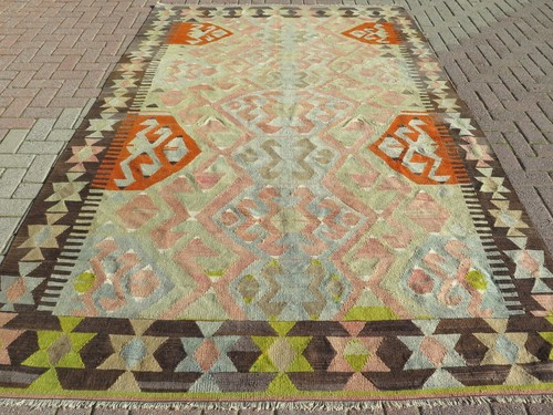 Vintage turkish kilim - vintage,