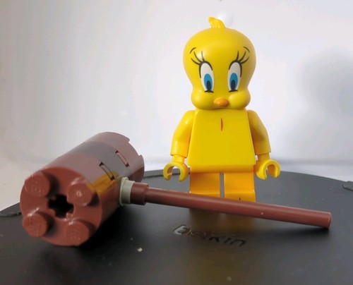 Lego tweety pie - minifigure,