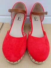 SHOES BY EMMA CORAL FABRIC