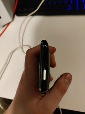 Apple iPhone 3GS 8GB IOS it is