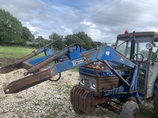 Tanco 978 loader with leyland 270 brackets