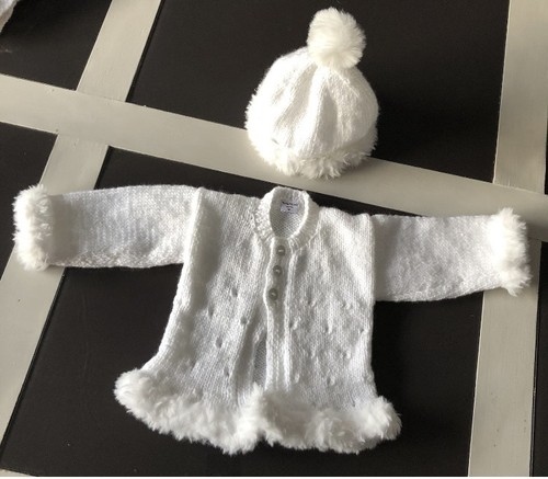 Newborn pretty hand knitted - pretty,