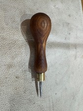 Stunning Vintage Carpenters