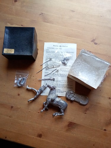 Poste militaire line - line, horse