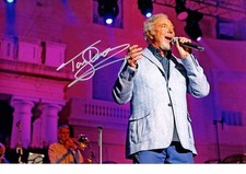 Tom Jones Signed Autographed