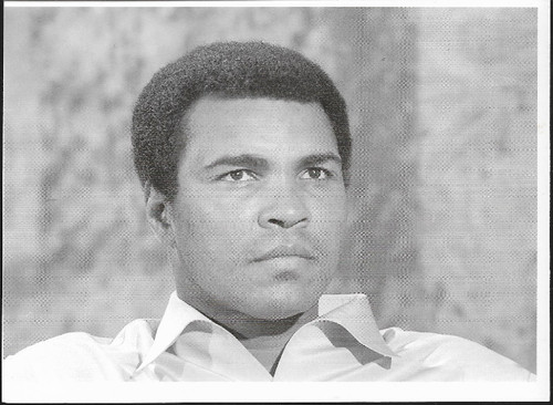 Boxer muhammad ali larger - -,