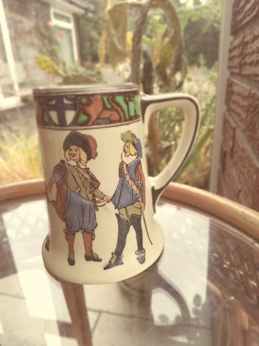 Royal doulton musketeers - doulton,