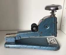VINTAGE VANGUARD TYPE 4A DESK STAPLER (Made In England) 1930s