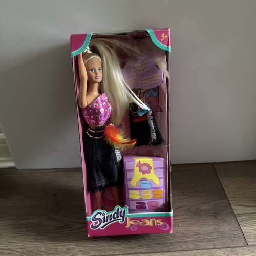 Sindy jeans doll 2001 boxed - sindy,