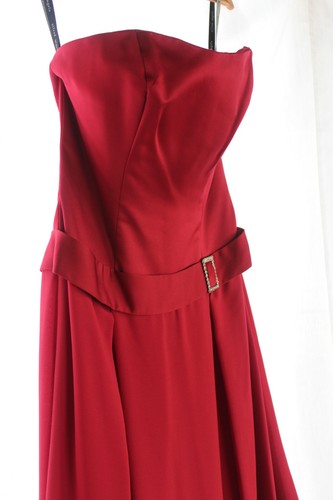 Nwt alfred angelo claret red - nwt,