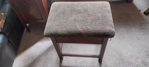Oak stool with - stool, storage