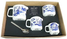 Blue willow pattern jugs